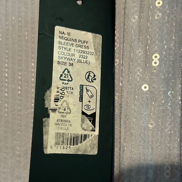 Elegant Blue Midi Dress - Picture 6 of 9